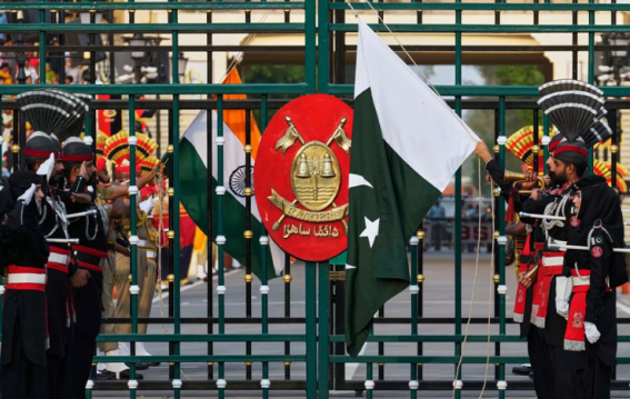 Iran Urges Restraint as India-Pakistan Tensions Rise Over Kashmir Strikes